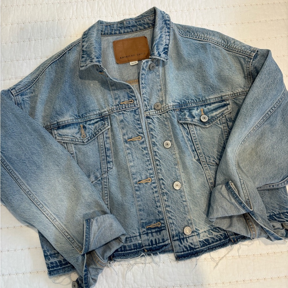 American Eagle Cropped Oversize Denim Jacket